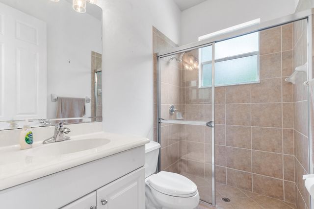 544 Edgebrook Lane, West Palm Beach, FL 33411