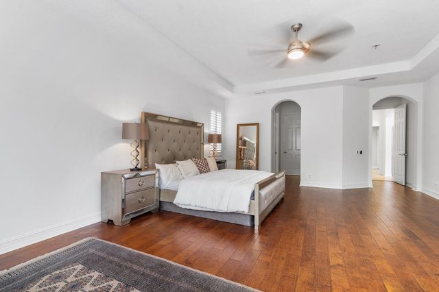 544 Edgebrook Lane, West Palm Beach, FL 33411