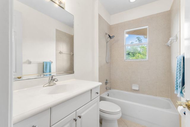 544 Edgebrook Lane, West Palm Beach, FL 33411