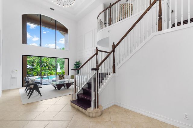 544 Edgebrook Lane, West Palm Beach, FL 33411