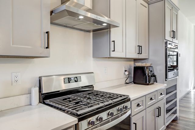 6616 Meadow Lake Place NW, Albuquerque, NM 87120