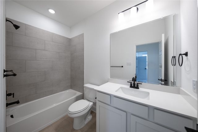 2140 Naples Drive, Rowlett, TX 75088