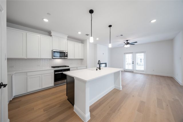 2140 Naples Drive, Rowlett, TX 75088