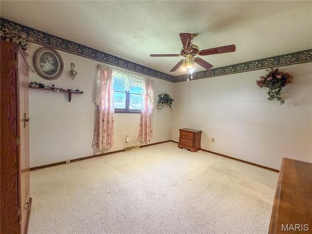 903 Glenn Drive, Sikeston, MO 63801