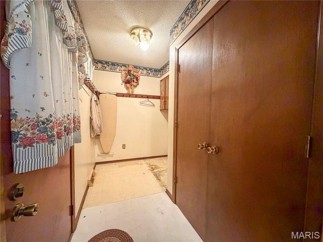 903 Glenn Drive, Sikeston, MO 63801