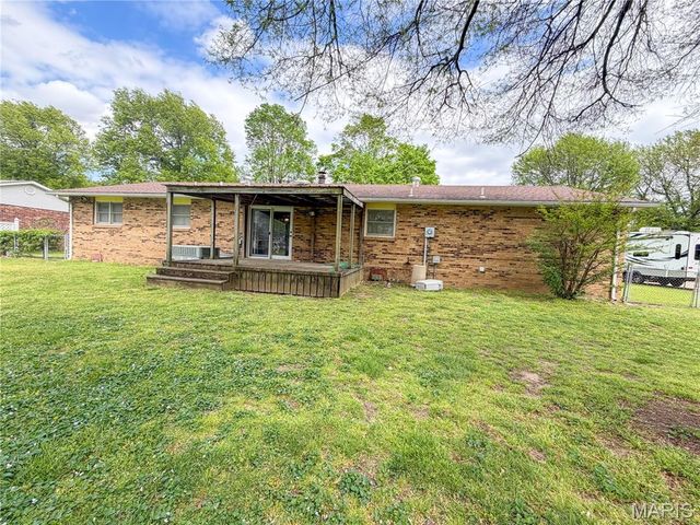 903 Glenn Drive, Sikeston, MO 63801