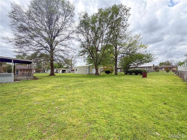 903 Glenn Drive, Sikeston, MO 63801