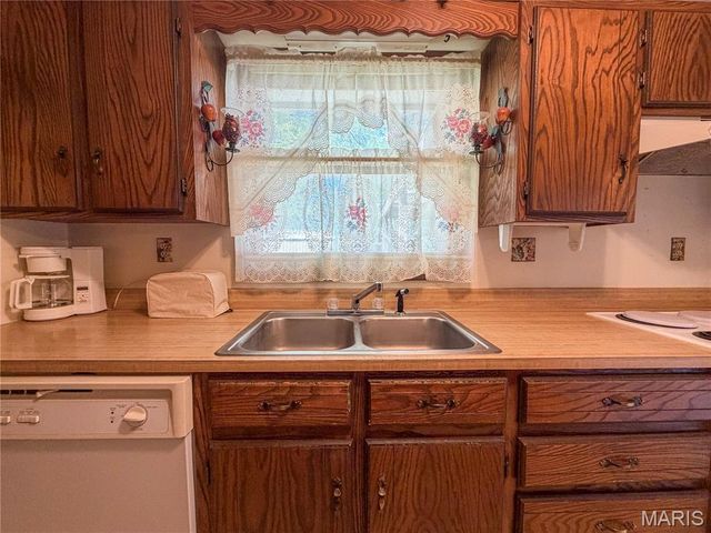 903 Glenn Drive, Sikeston, MO 63801