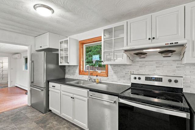 23 Prior Drive, Framingham, MA 01701