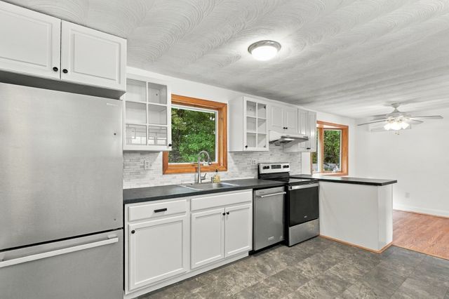 23 Prior Drive, Framingham, MA 01701