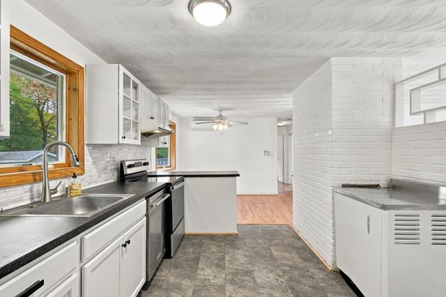 23 Prior Drive, Framingham, MA 01701