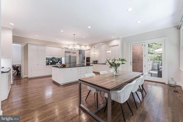 10109 HIGH HILL CT, Great Falls, VA 22066