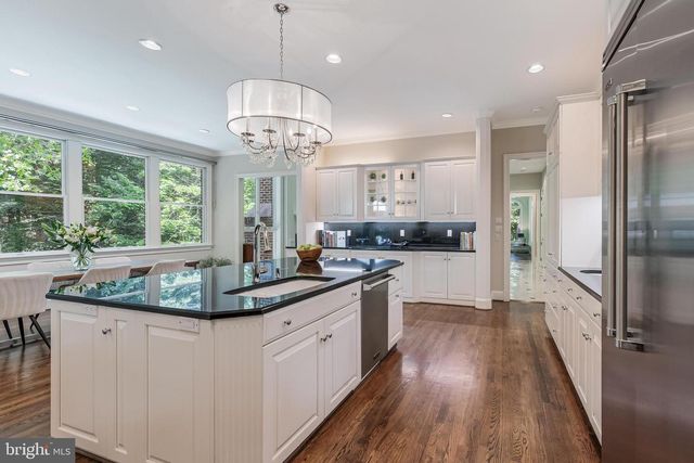 10109 HIGH HILL CT, Great Falls, VA 22066