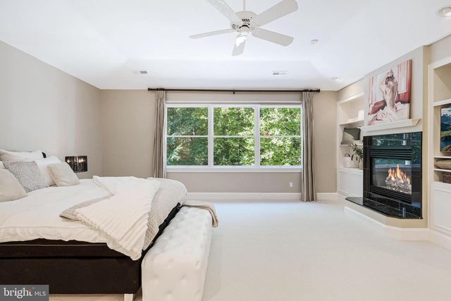 10109 HIGH HILL CT, Great Falls, VA 22066