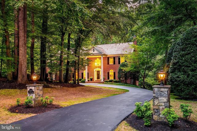 10109 HIGH HILL CT, Great Falls, VA 22066