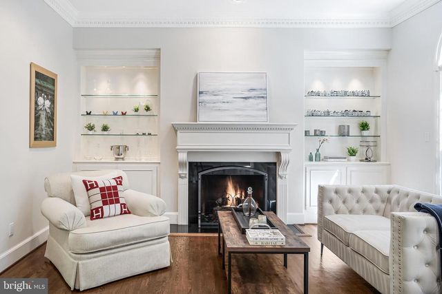 10109 HIGH HILL CT, Great Falls, VA 22066