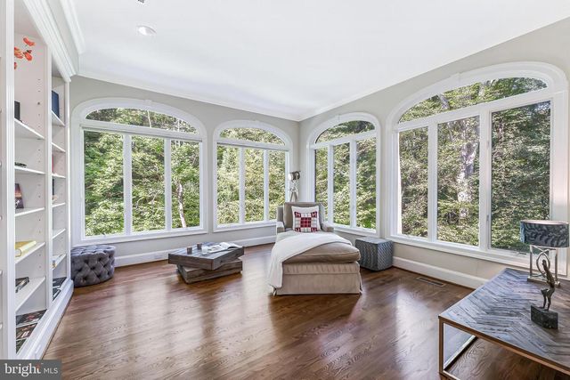 10109 HIGH HILL CT, Great Falls, VA 22066