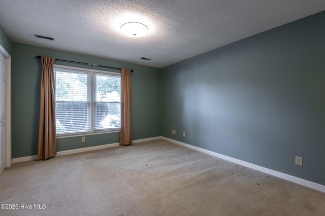 1871 Quail Ridge Road D, Greenville, NC 27858