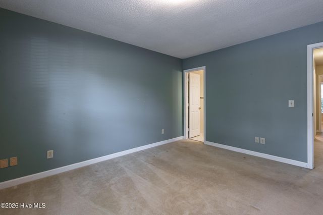 1871 Quail Ridge Road D, Greenville, NC 27858