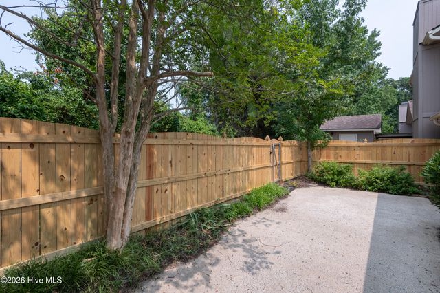 1871 Quail Ridge Road D, Greenville, NC 27858
