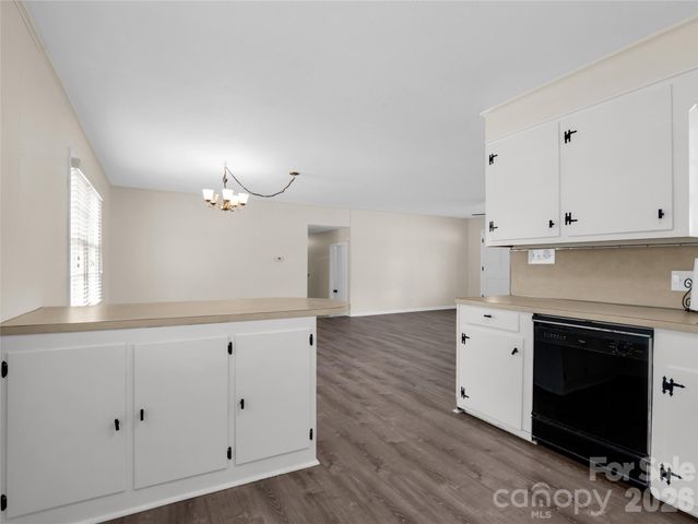 193 Oak Forest Drive, Forest City, NC 28043