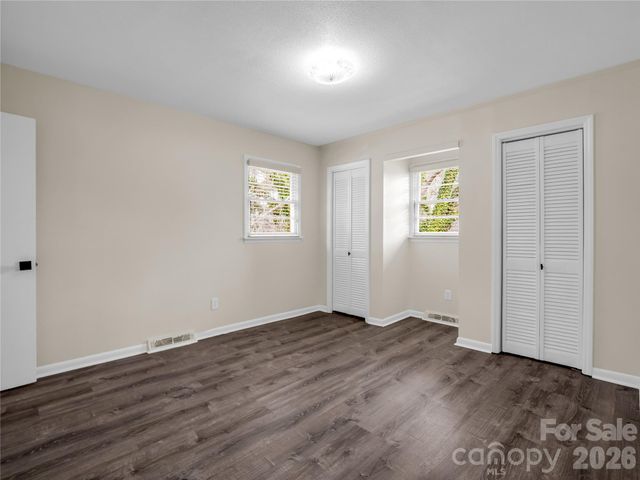 193 Oak Forest Drive, Forest City, NC 28043