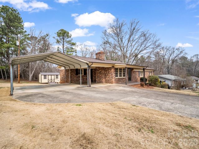 193 Oak Forest Drive, Forest City, NC 28043