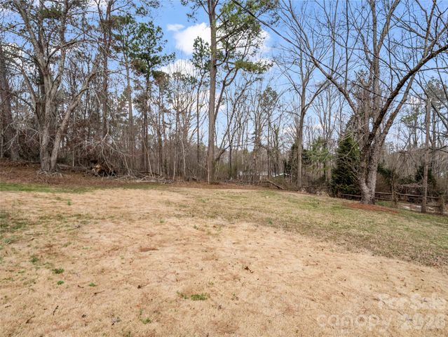 193 Oak Forest Drive, Forest City, NC 28043