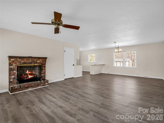 193 Oak Forest Drive, Forest City, NC 28043