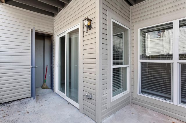 9707 Richmond Avenue 73, Houston, TX 77042
