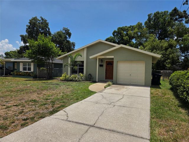 906 W BRADDOCK STREET, Tampa, FL 33603
