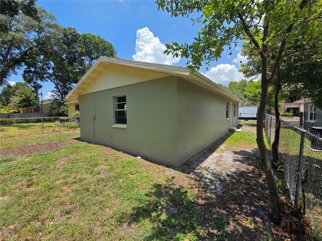 906 W BRADDOCK STREET, Tampa, FL 33603