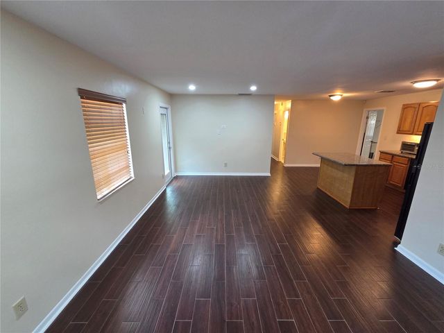 906 W BRADDOCK STREET, Tampa, FL 33603