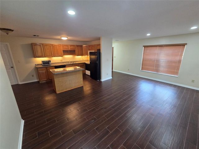 906 W BRADDOCK STREET, Tampa, FL 33603