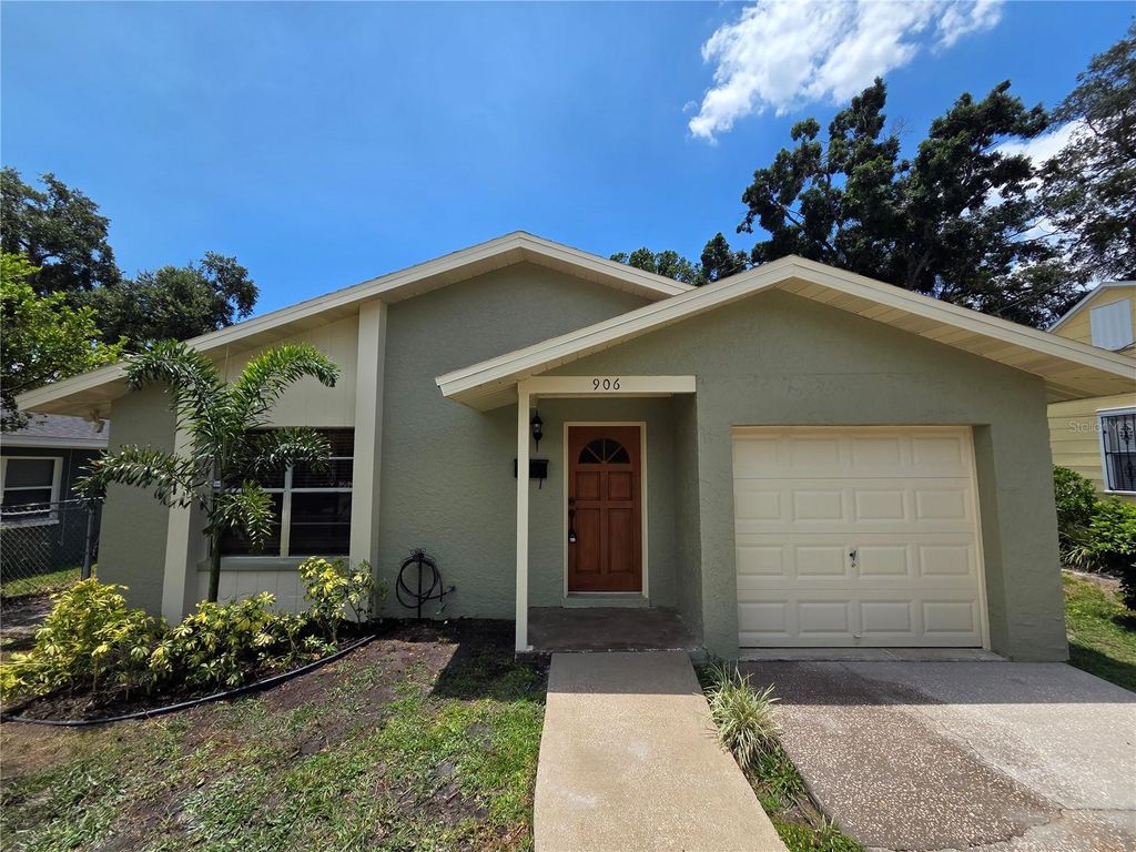906 W BRADDOCK STREET, Tampa, FL 33603