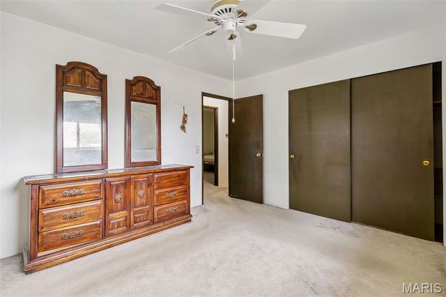 465 Falcon Drive, Florissant, MO 63031