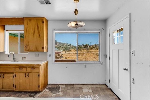 57136 Navajo Trail, Yucca Valley, CA 92284