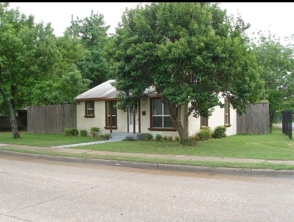 1802 Gus Thomasson Road, Dallas, TX 75228