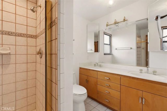 1658 W 110th Place, Los Angeles, CA 90047