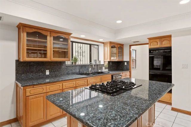 1658 W 110th Place, Los Angeles, CA 90047