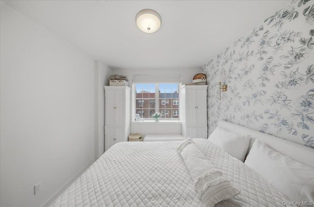 2574 34th Street 3A, Astoria, NY 11103