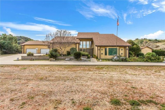 28450 Live Oak Canyon Road, Redlands, CA 92373