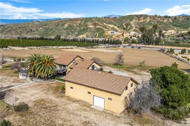 28450 Live Oak Canyon Road, Redlands, CA 92373