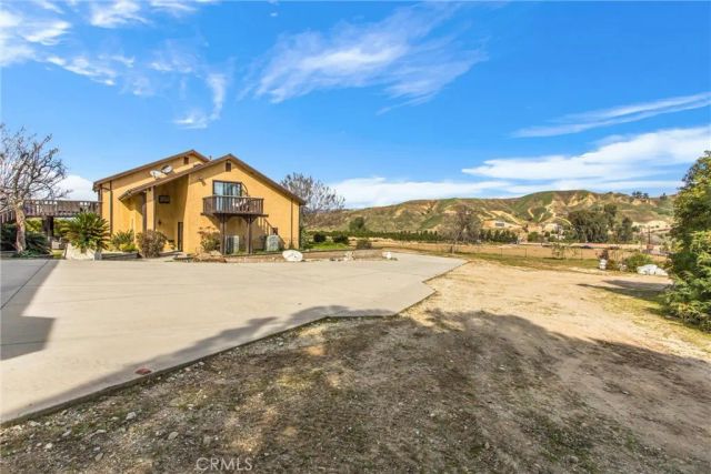 28450 Live Oak Canyon Road, Redlands, CA 92373