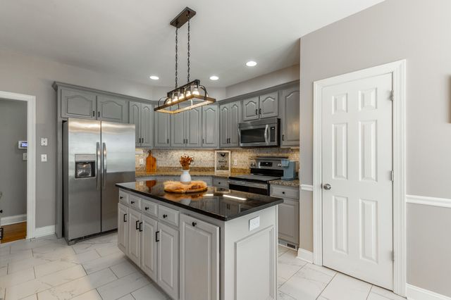 30 Clover Drive, Ringgold, GA 30736