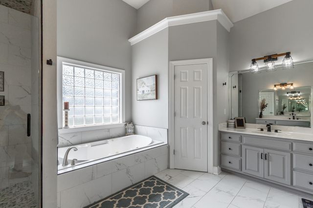 30 Clover Drive, Ringgold, GA 30736