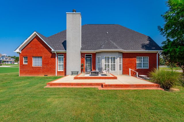 30 Clover Drive, Ringgold, GA 30736