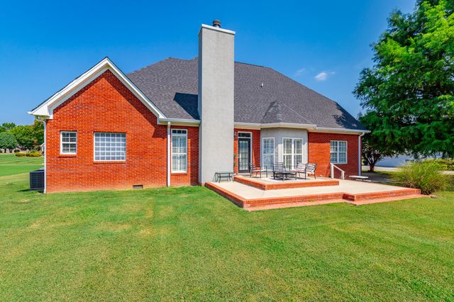 30 Clover Drive, Ringgold, GA 30736