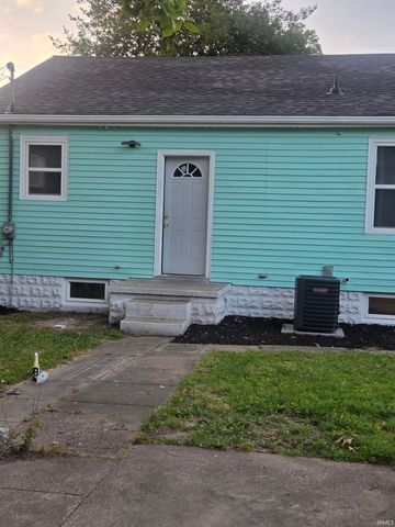 1011 Jefferson Avenue, Evansville, IN 47714