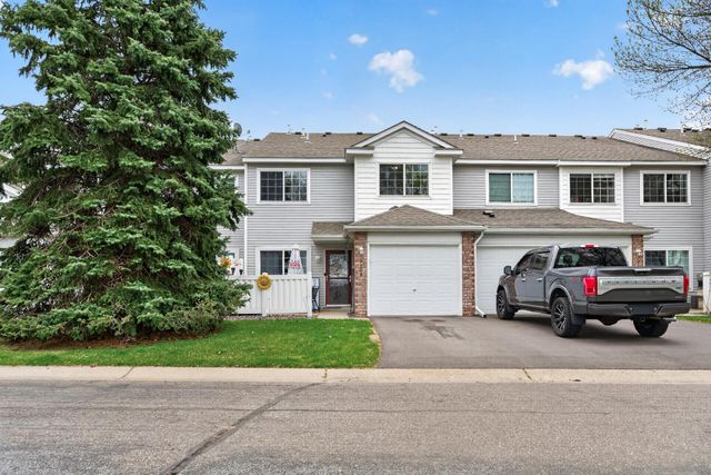 7164 Quarry Avenue NE, Elk River, MN 55330